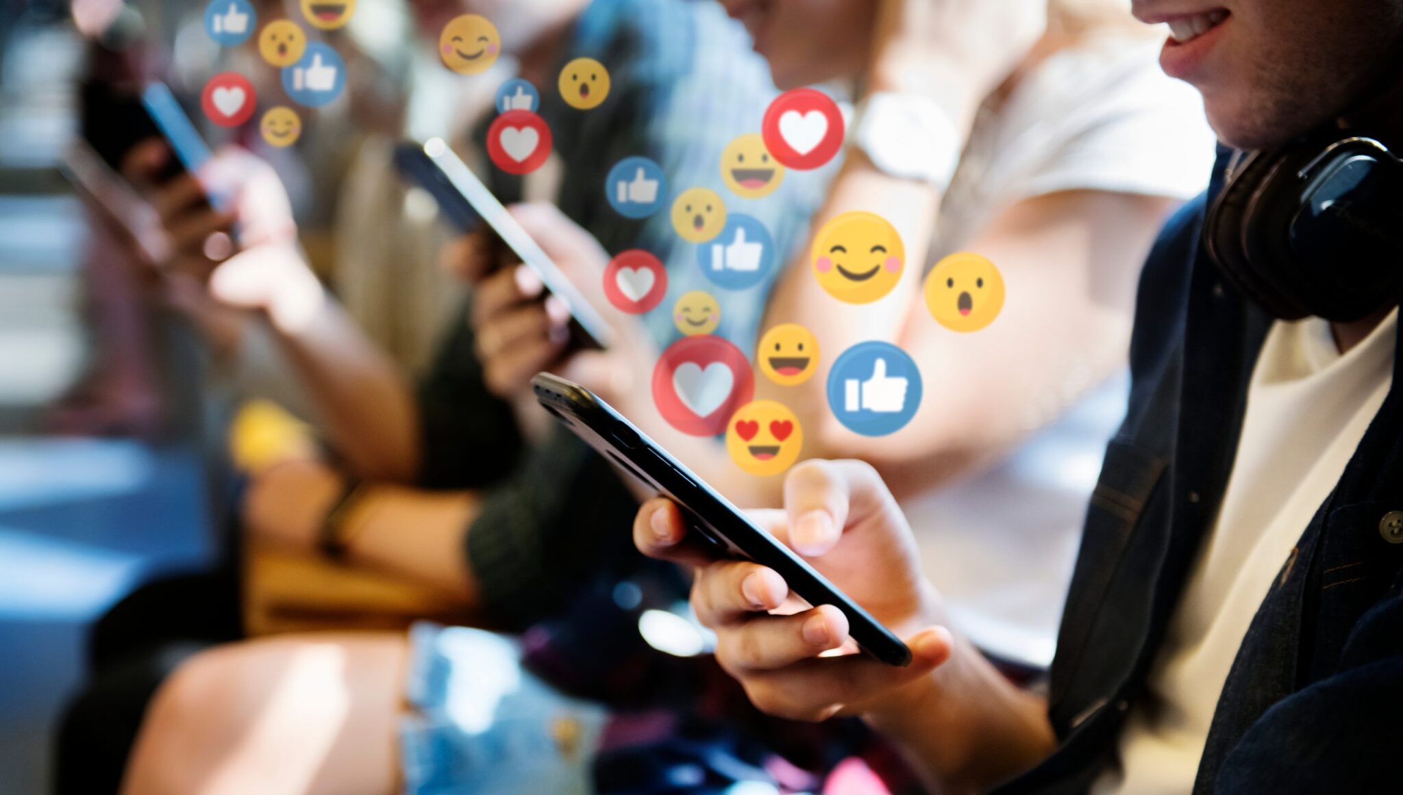 How Does Social Media Affect Mental Health In Teenagers
